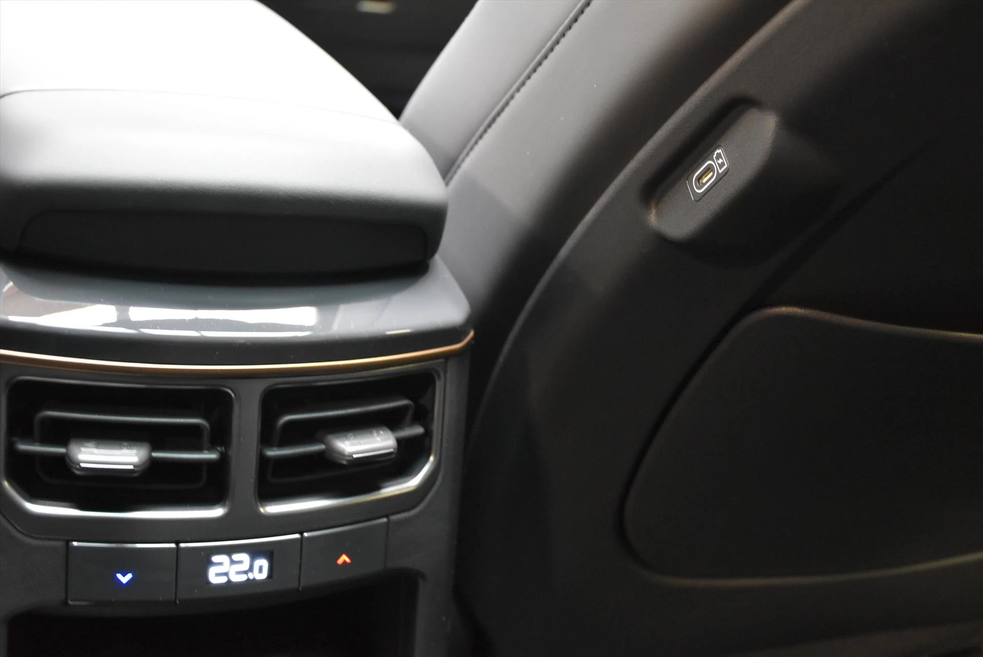 Hoofdafbeelding Kia EV5