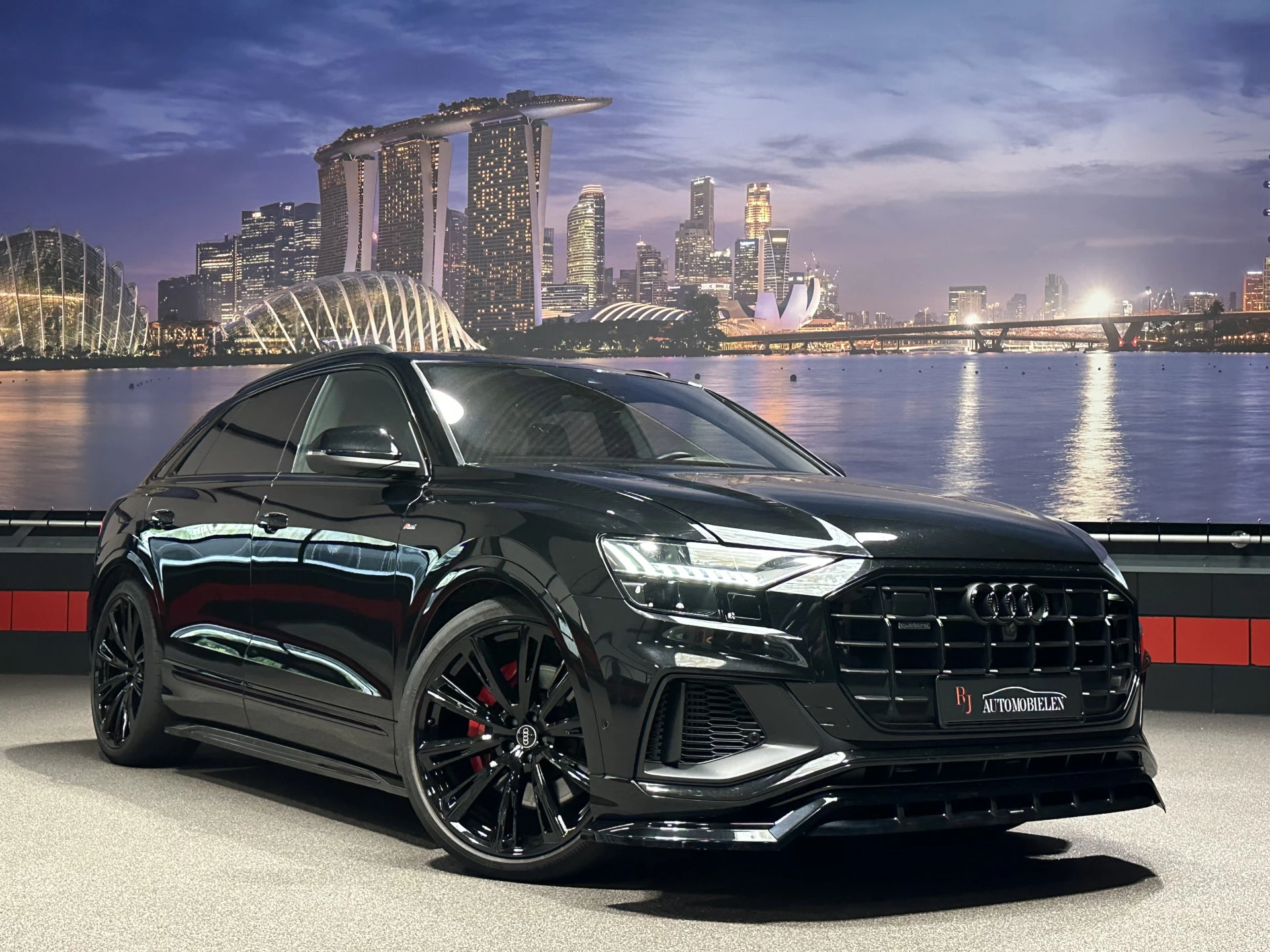 Hoofdafbeelding Audi Q8