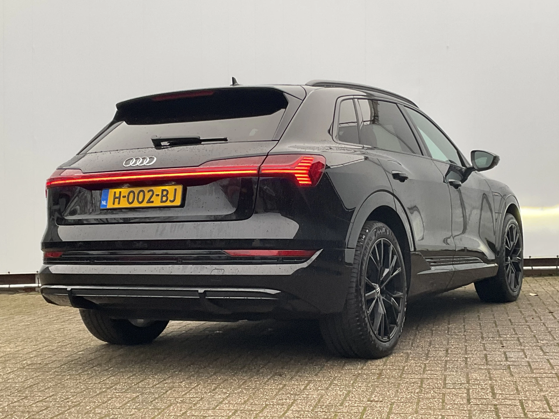 Hoofdafbeelding Audi e-tron