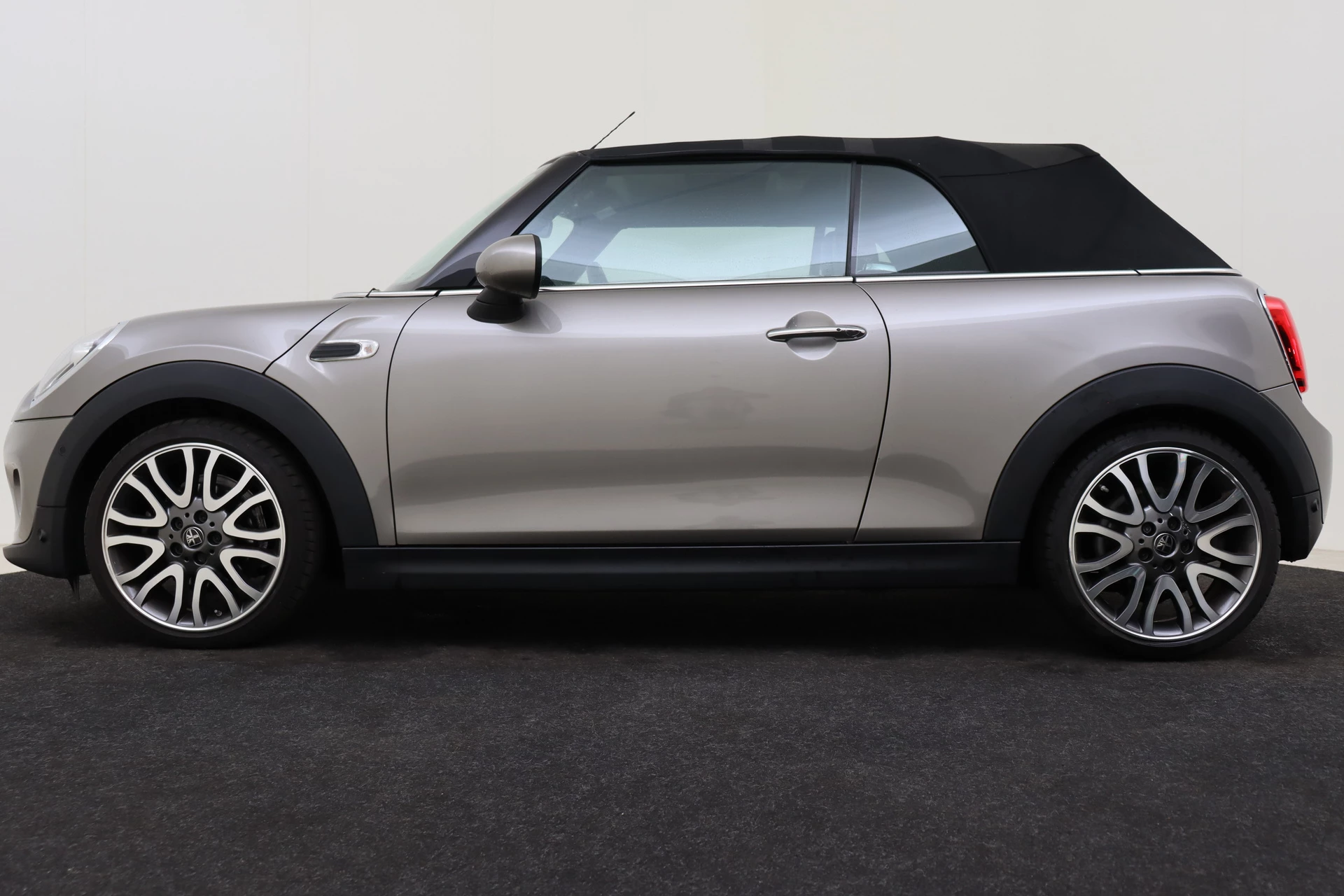 Hoofdafbeelding MINI Cooper Cabrio