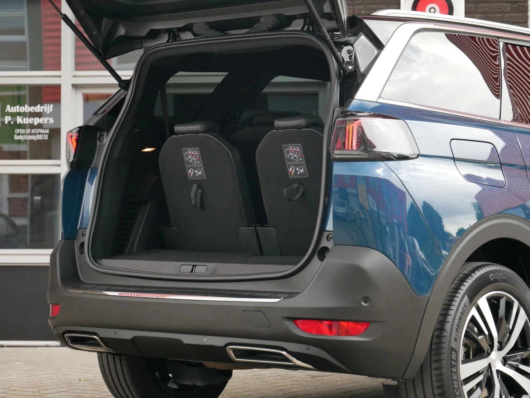 Hoofdafbeelding Peugeot 5008