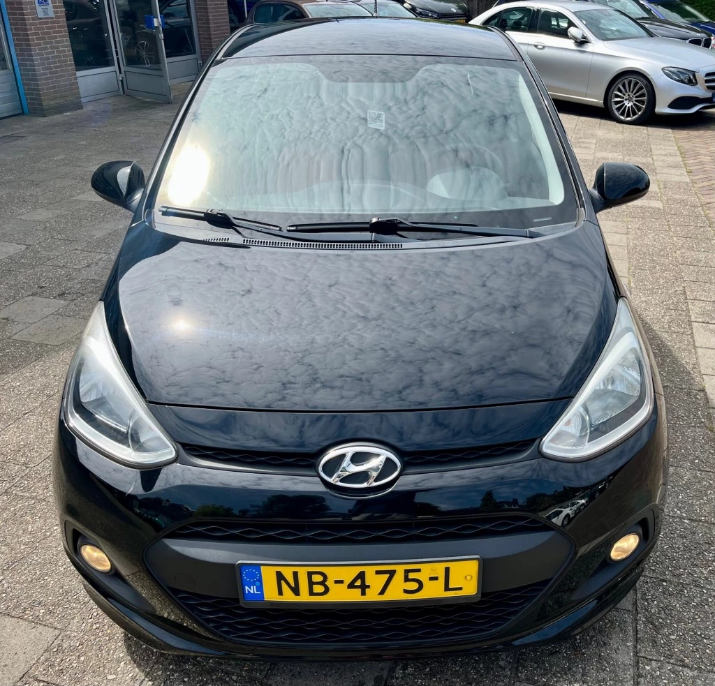 Hoofdafbeelding Hyundai i10