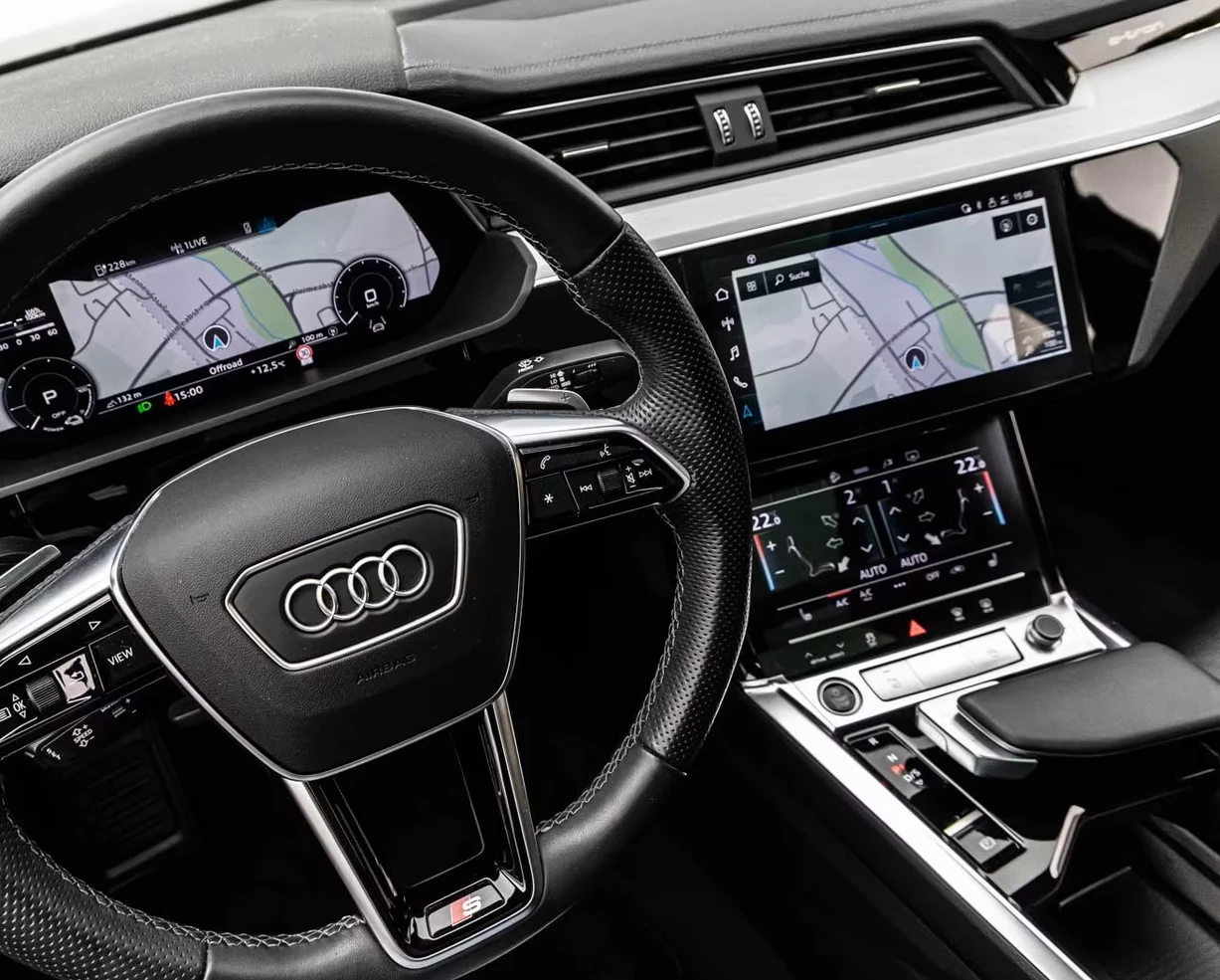 Hoofdafbeelding Audi e-tron