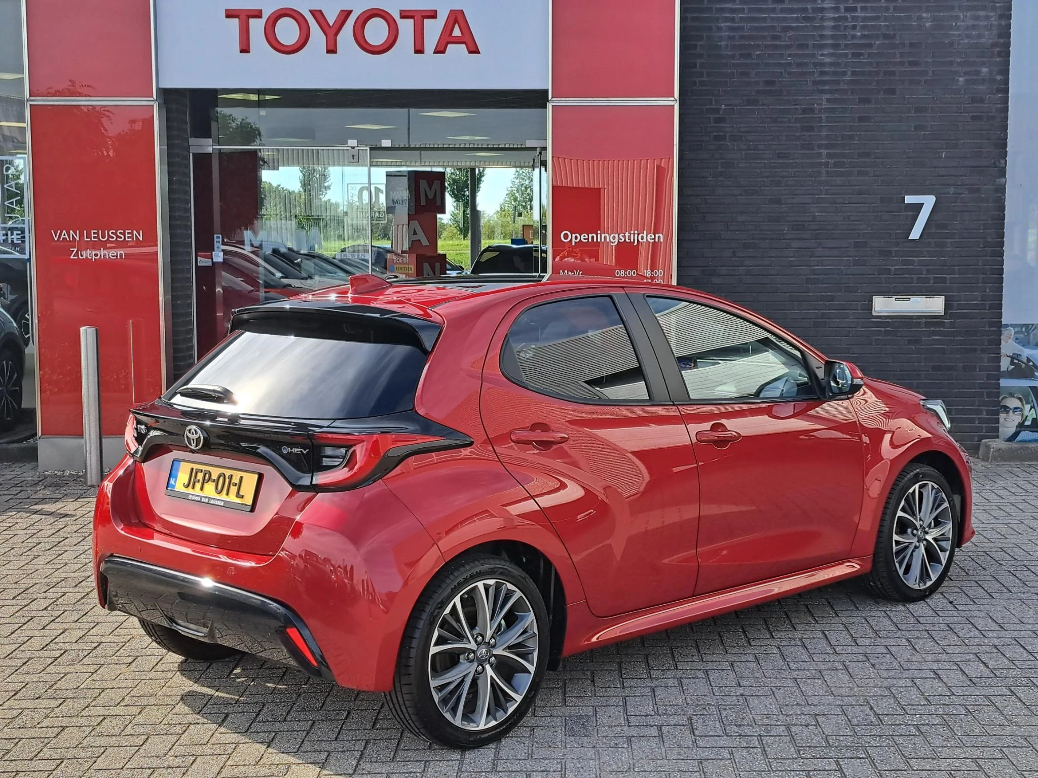 Hoofdafbeelding Toyota Yaris