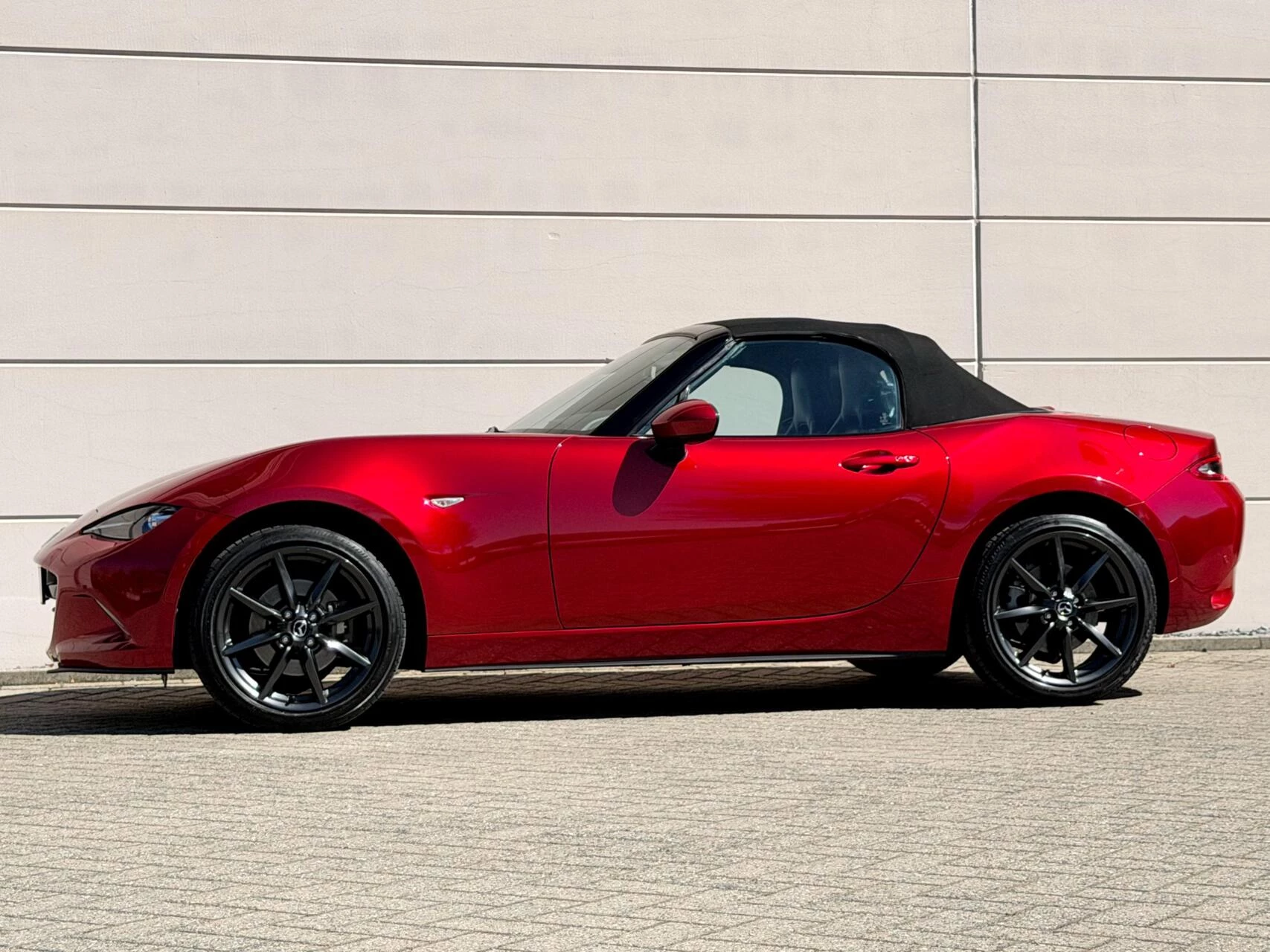 Hoofdafbeelding Mazda MX-5