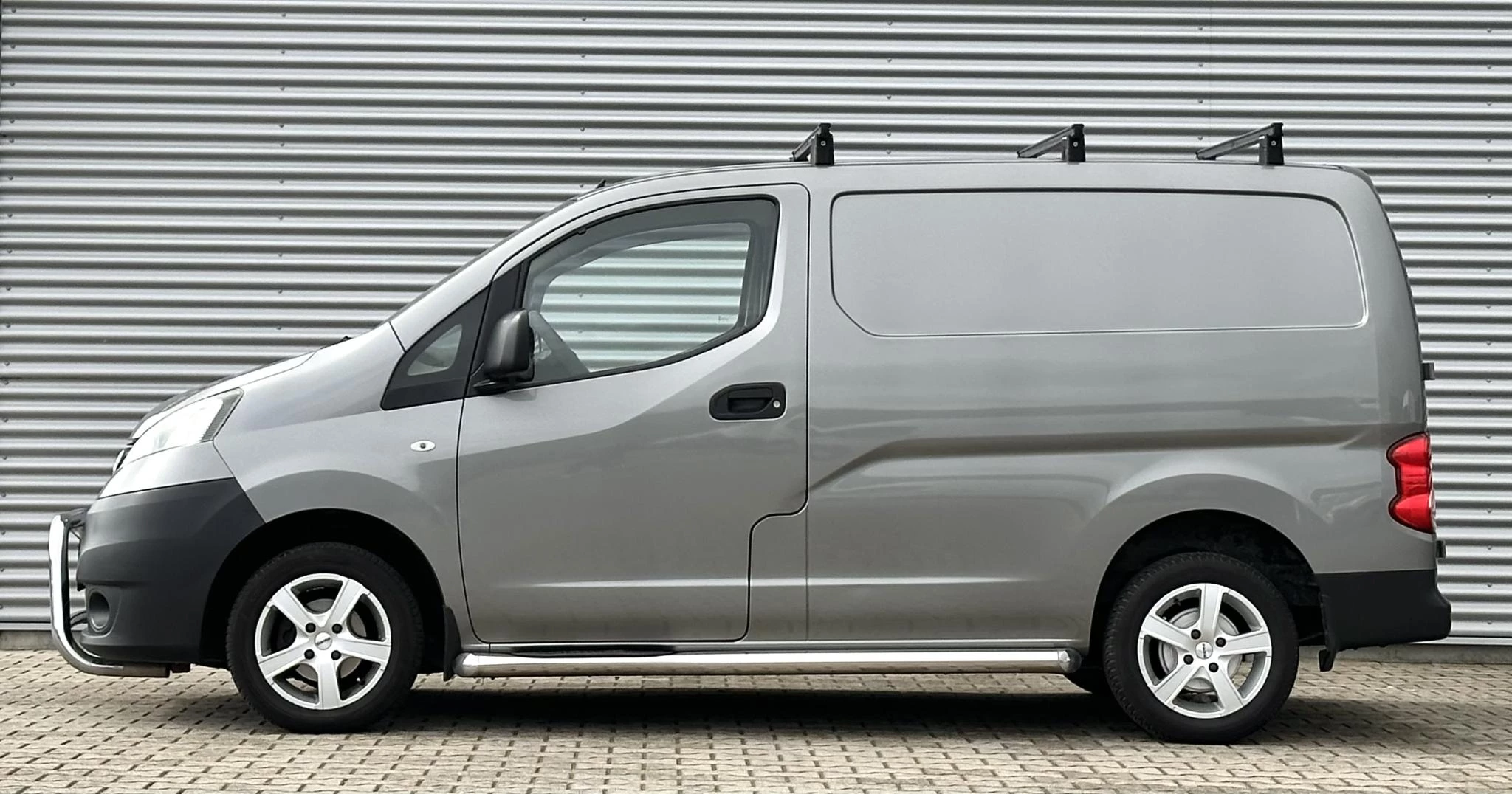 Hoofdafbeelding Nissan NV200