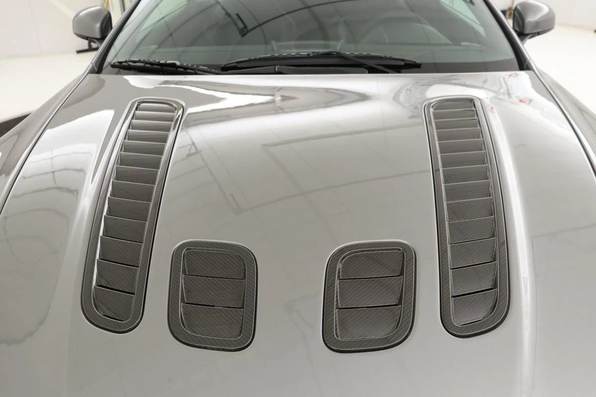 Hoofdafbeelding Aston Martin V12 Vantage