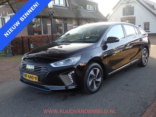 Hyundai IONIQ 1.6 GDi ACC / KEYLESS / CARPLAY / CAMERA / NAVI / CRUISE