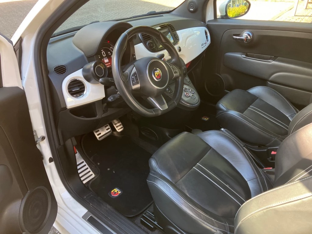 Hoofdafbeelding Abarth 500C