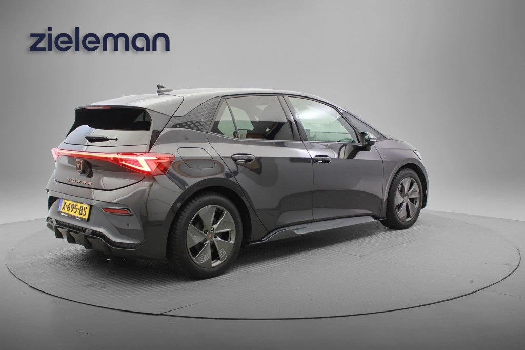 Hoofdafbeelding CUPRA Born