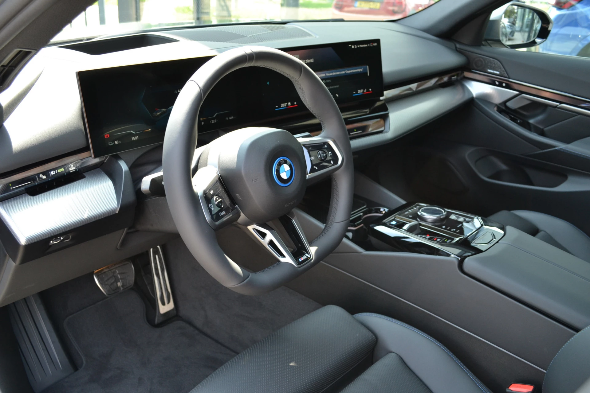 Hoofdafbeelding BMW i5