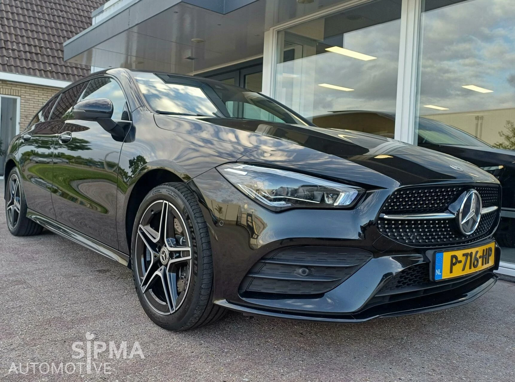 Hoofdafbeelding Mercedes-Benz CLA