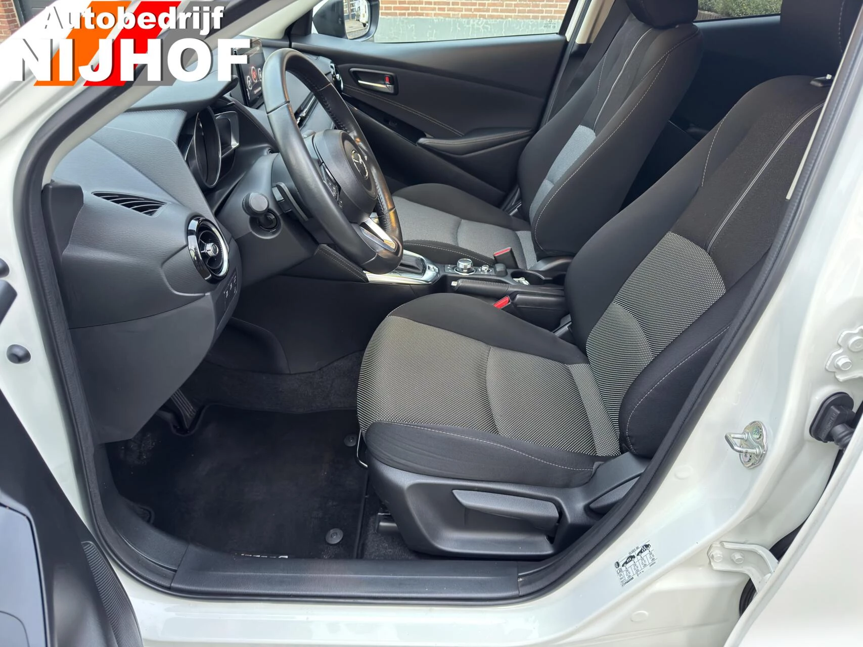 Hoofdafbeelding Mazda 2