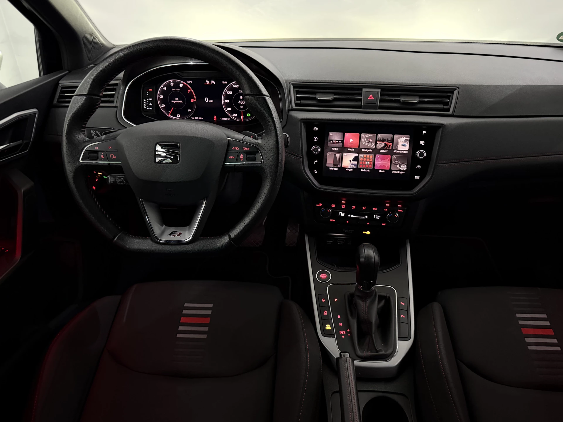 Hoofdafbeelding SEAT Arona