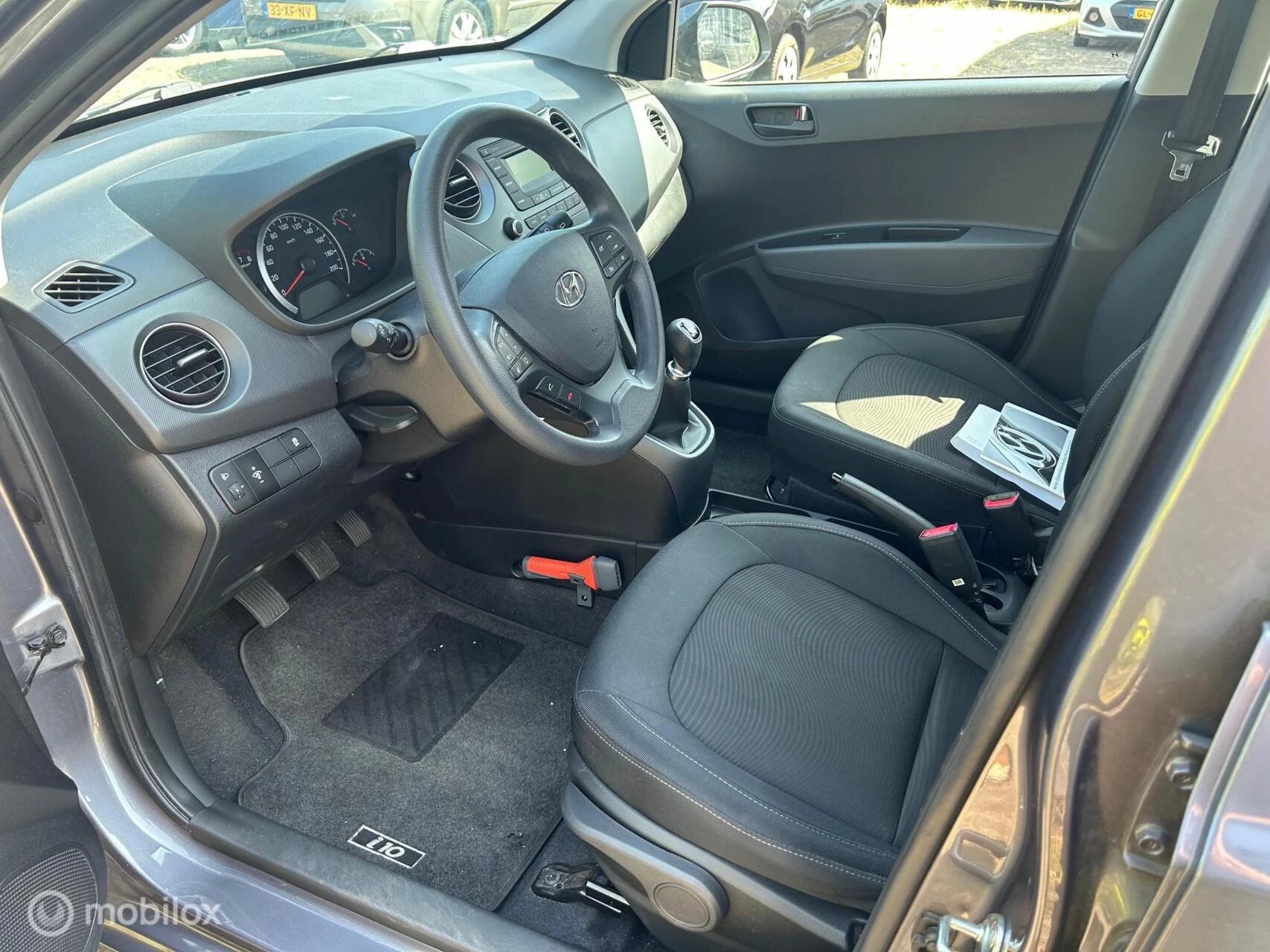Hoofdafbeelding Hyundai i10