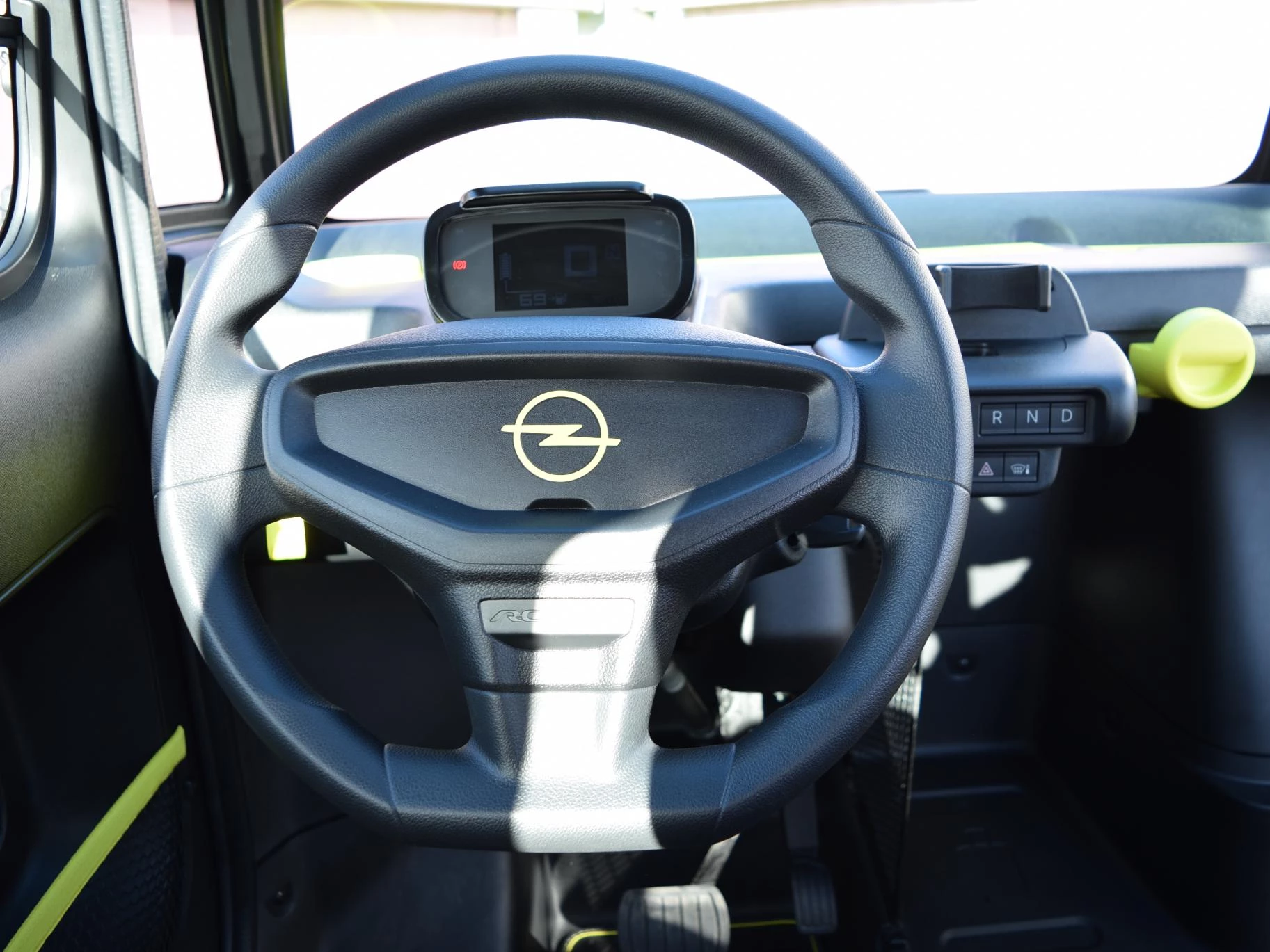 Hoofdafbeelding Opel Rocks-e