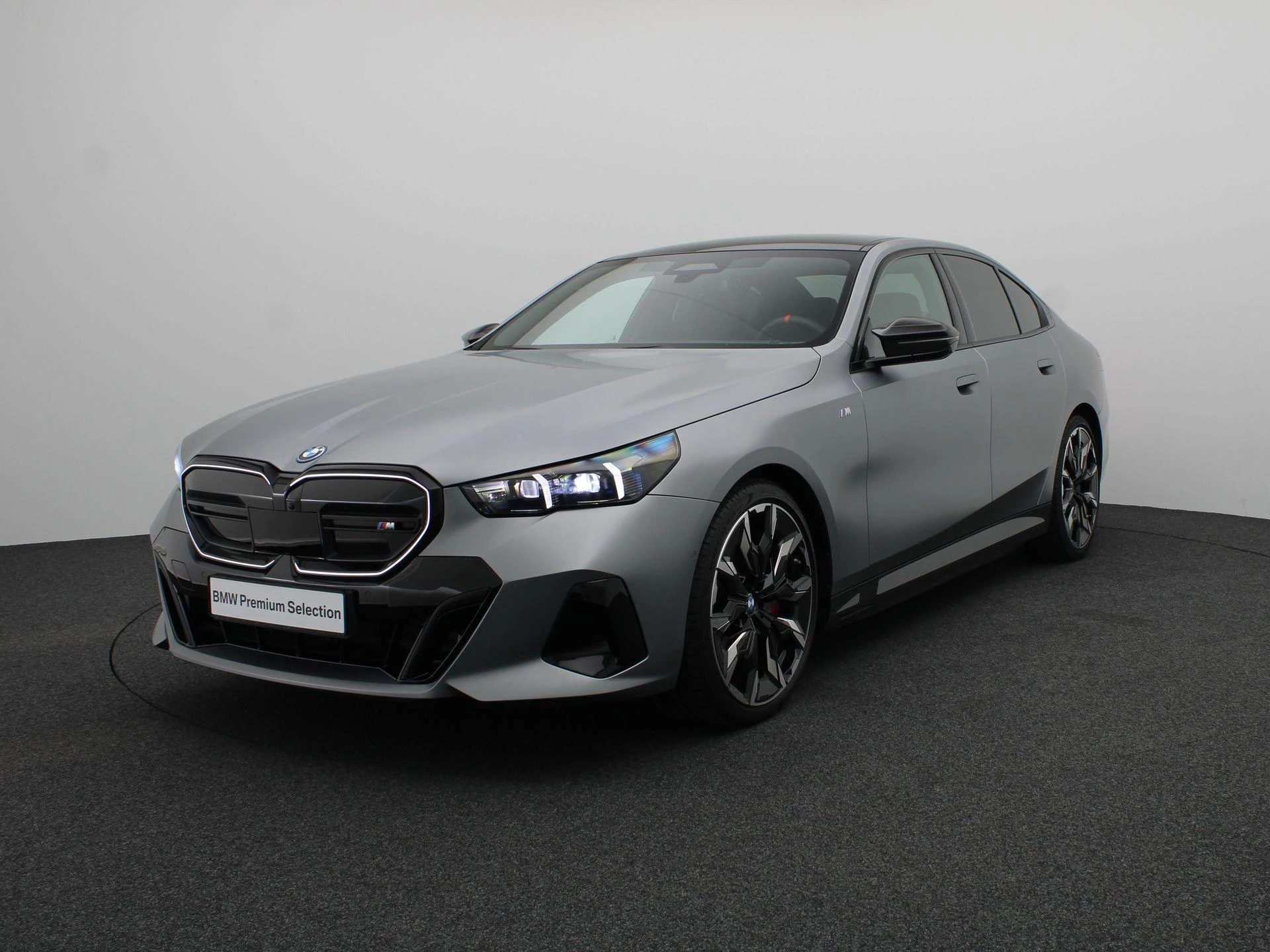 Hoofdafbeelding BMW i5