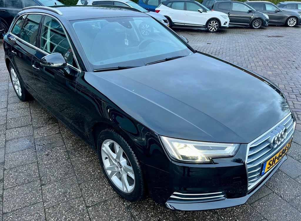 Hoofdafbeelding Audi A4