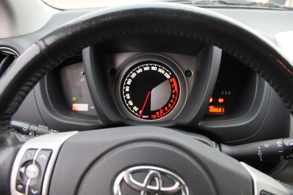 Hoofdafbeelding Toyota Urban Cruiser