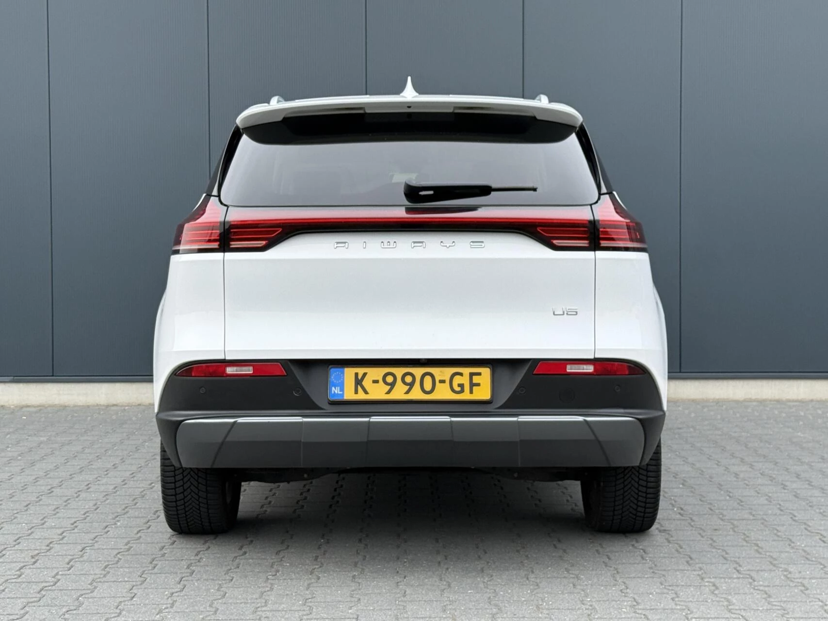 Hoofdafbeelding Aiways U5