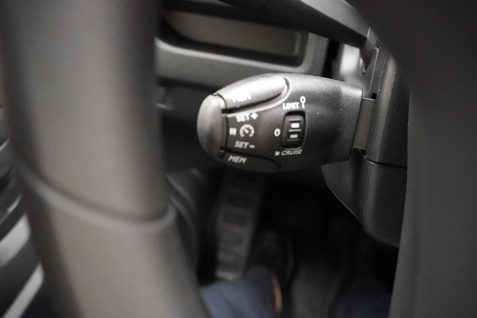 Hoofdafbeelding Peugeot e-Expert