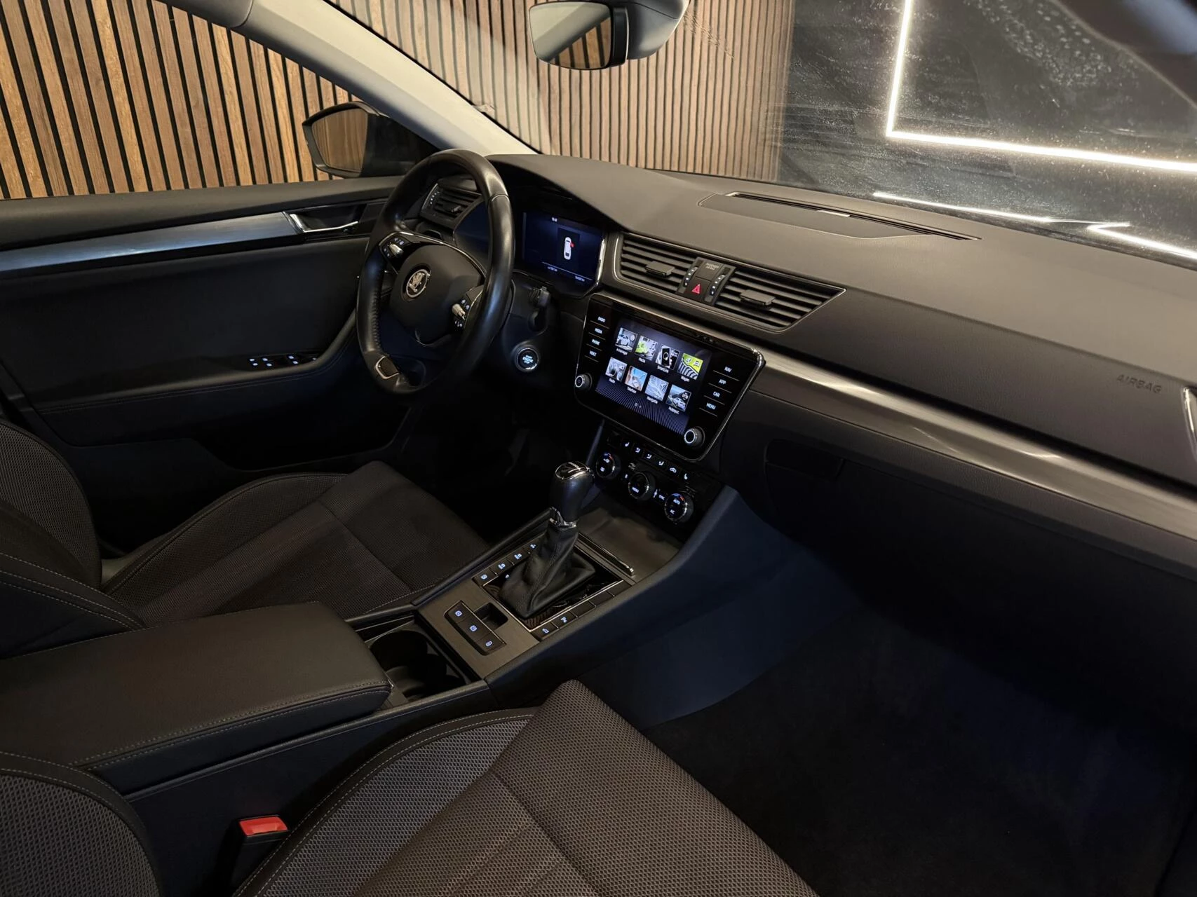 Hoofdafbeelding Škoda Superb