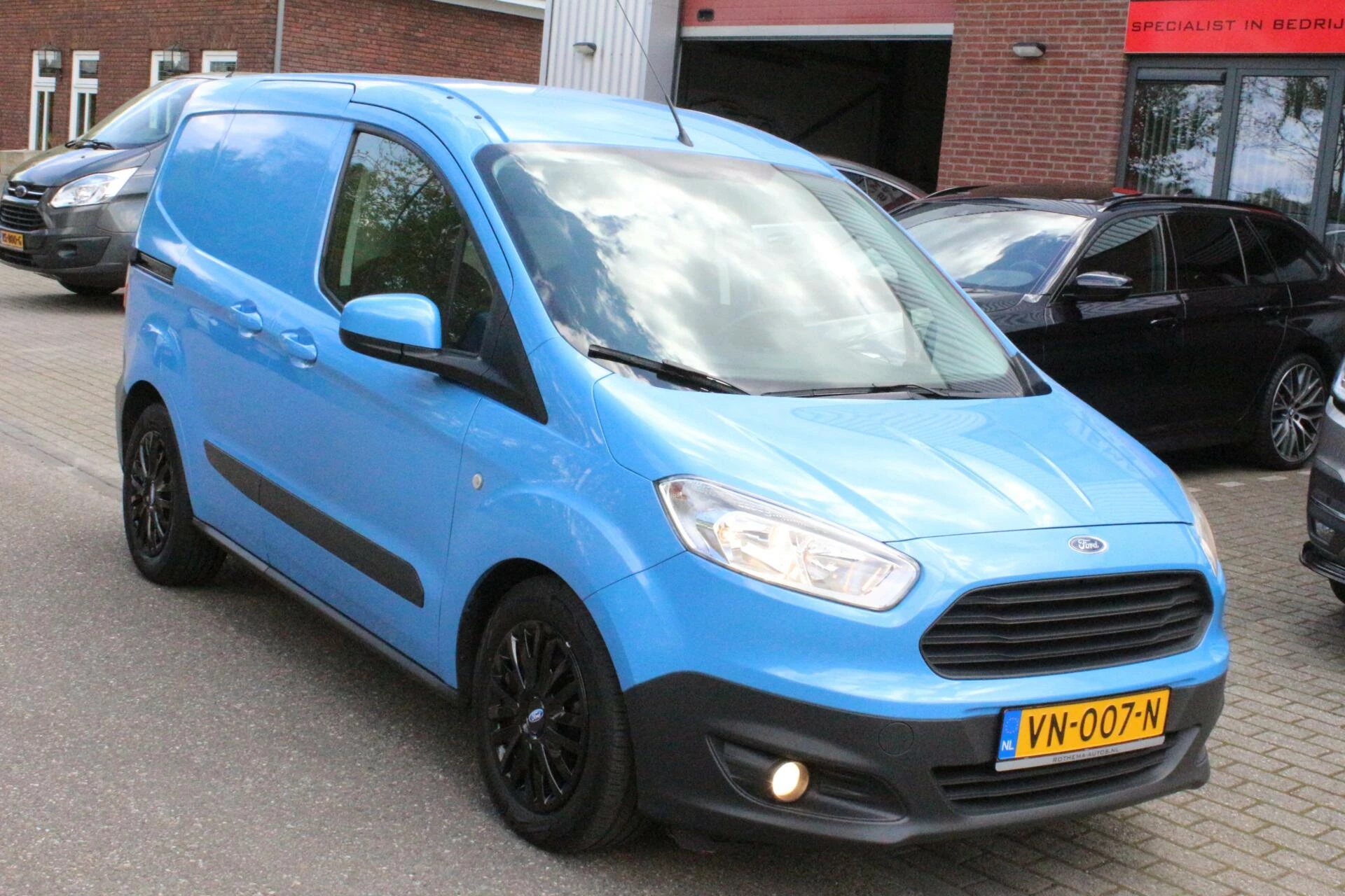 Hoofdafbeelding Ford Transit Courier