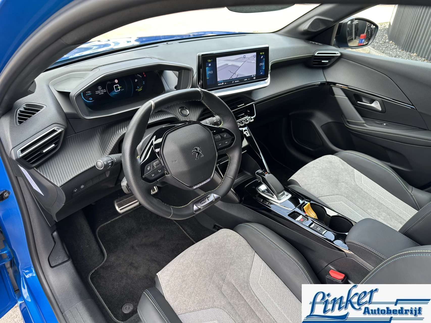 Hoofdafbeelding Peugeot e-208