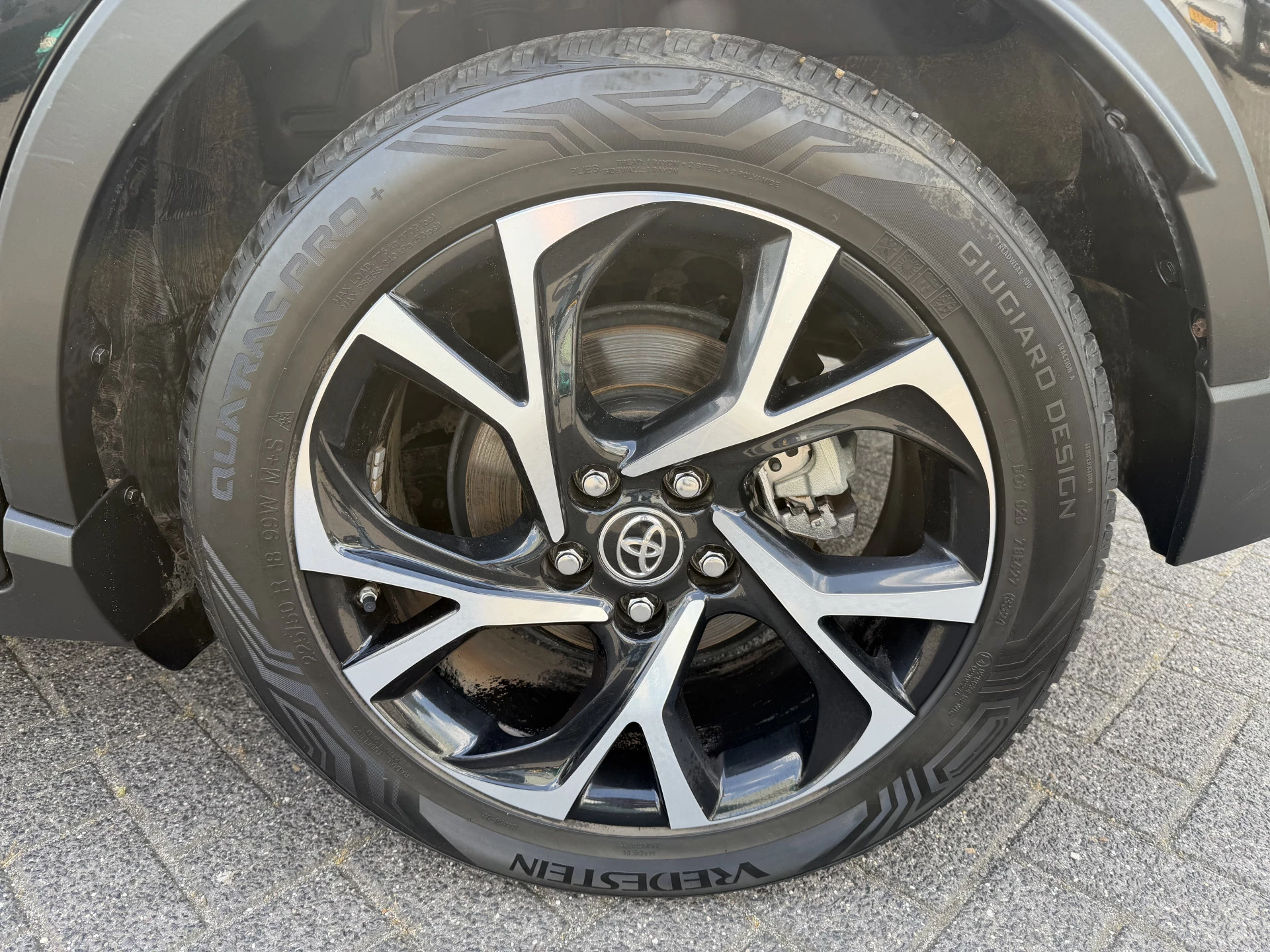Hoofdafbeelding Toyota C-HR
