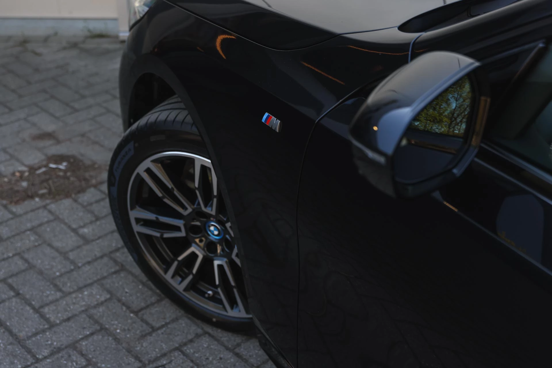 Hoofdafbeelding BMW i5
