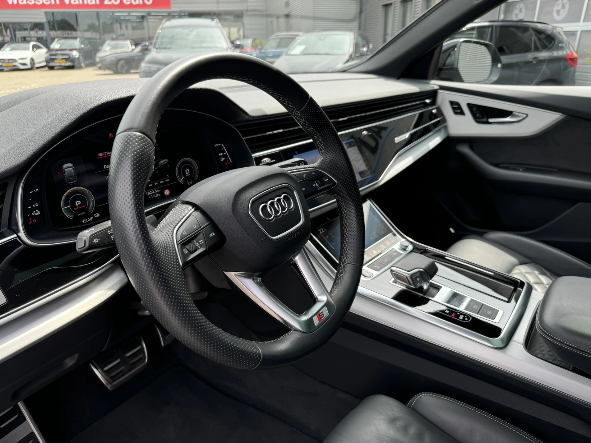 Hoofdafbeelding Audi Q8