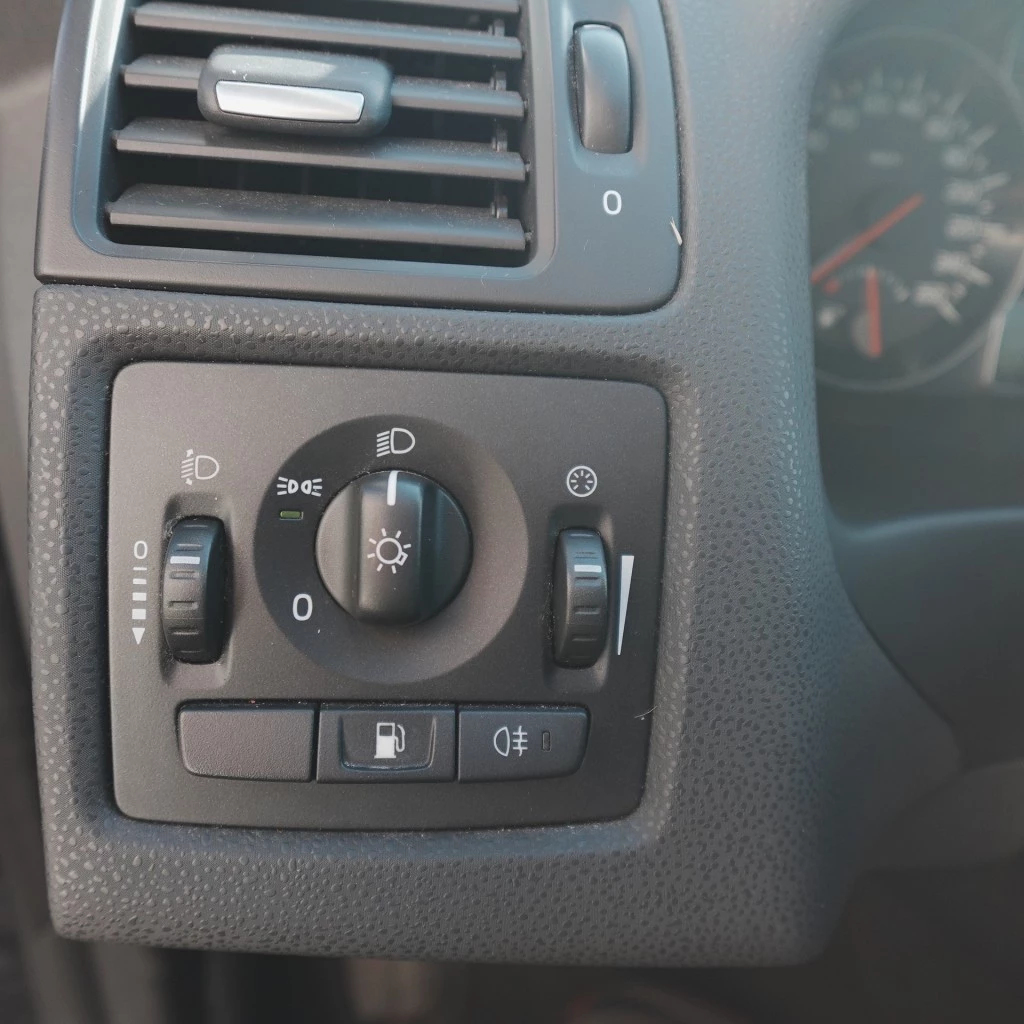 Hoofdafbeelding Volvo V50
