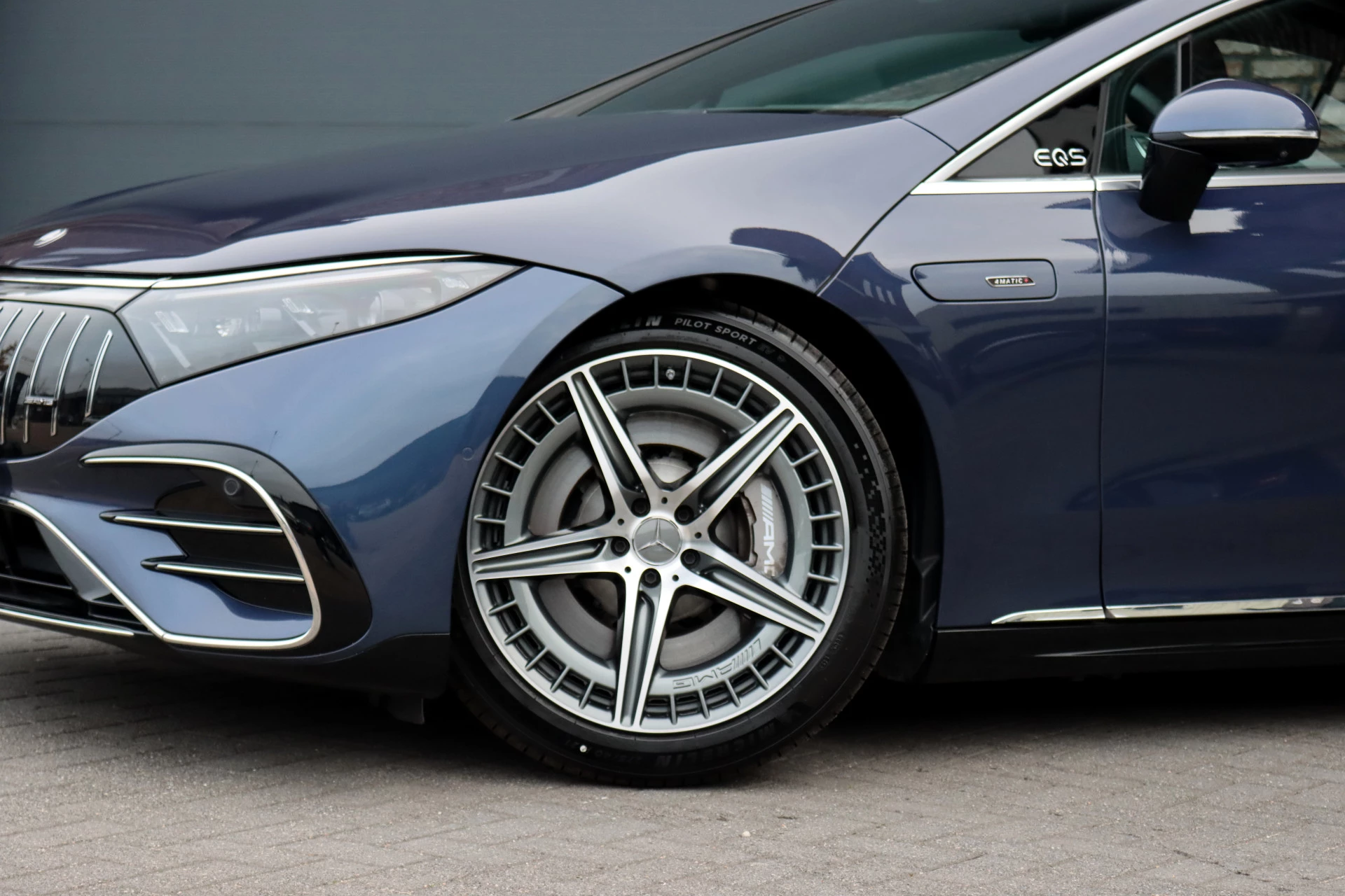 Hoofdafbeelding Mercedes-Benz EQS