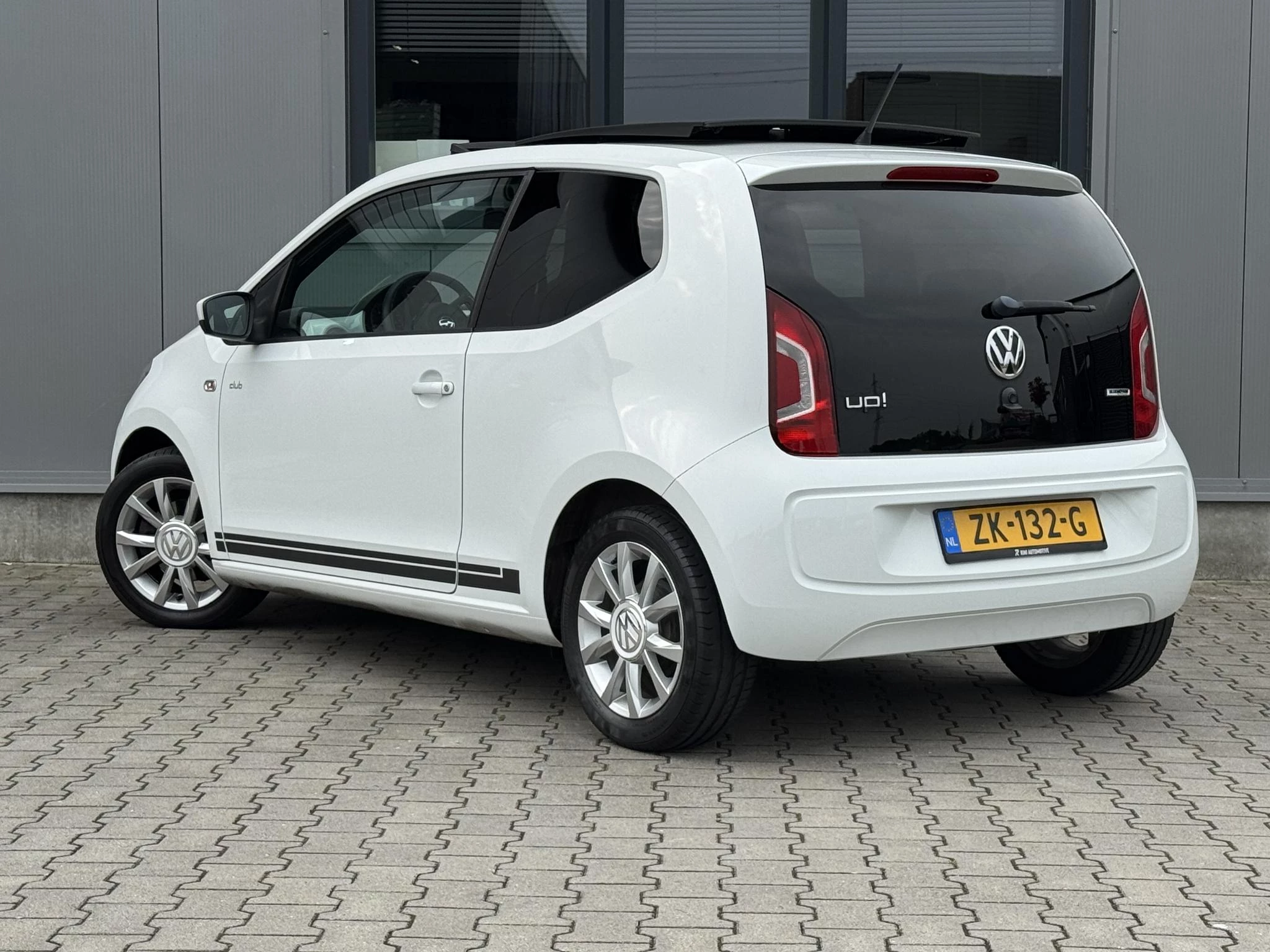 Hoofdafbeelding Volkswagen up!