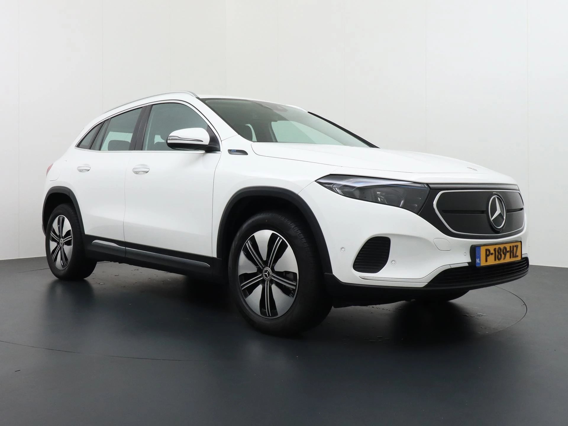 Hoofdafbeelding Mercedes-Benz EQA