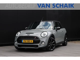 Hoofdafbeelding MINI Cooper S Cabrio MINI Cooper S Cabrio Mini 2.0 Chili Serious Business 192 PK | LEDER | STOELVERW. | H&K | HEAD-UP | PDC | CRUISE | NAVI |