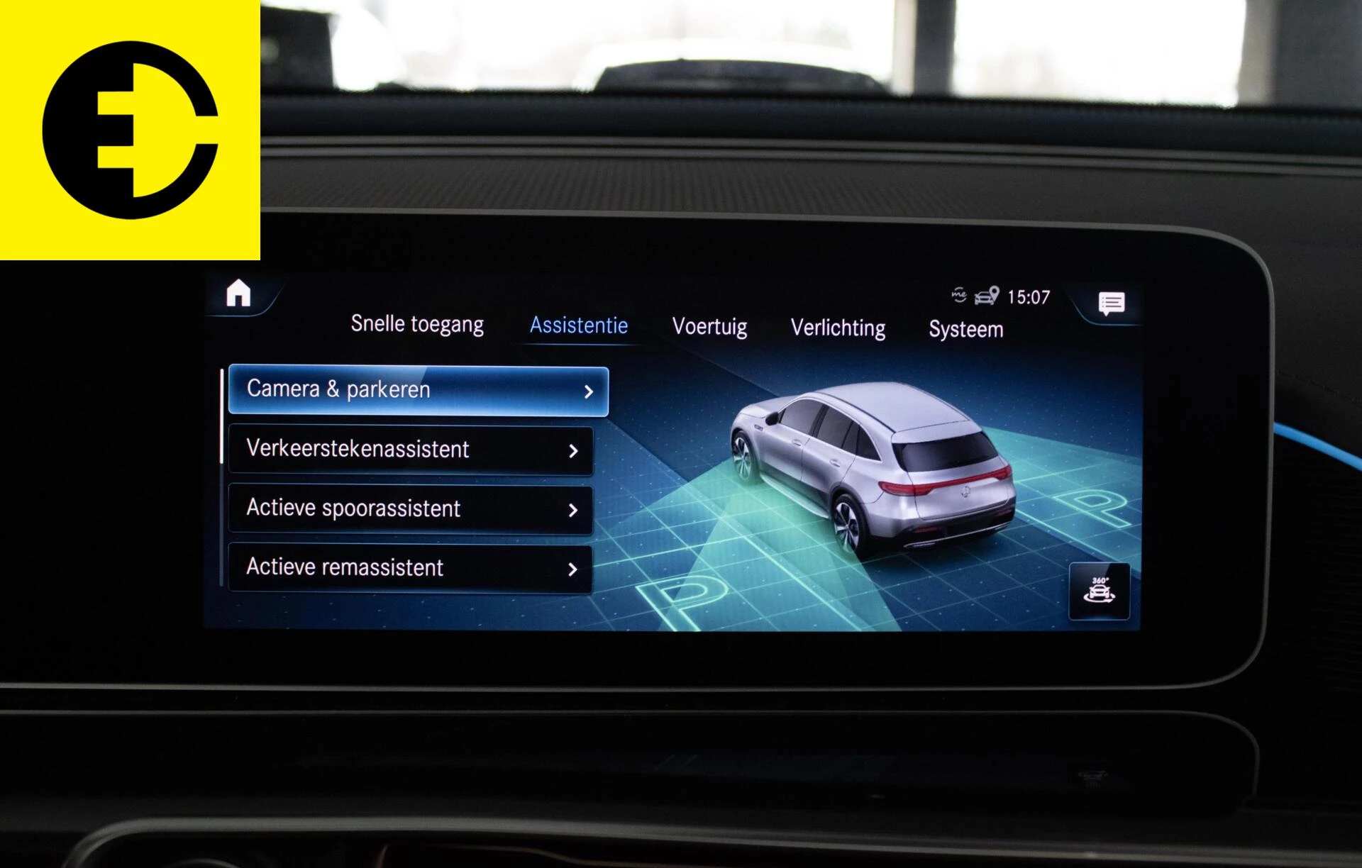 Hoofdafbeelding Mercedes-Benz EQC