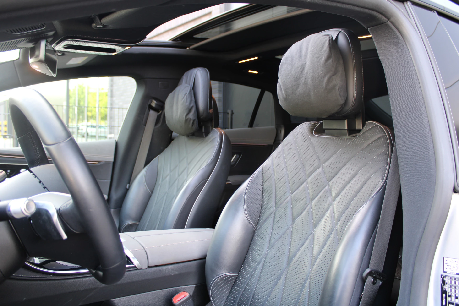Hoofdafbeelding Mercedes-Benz EQS