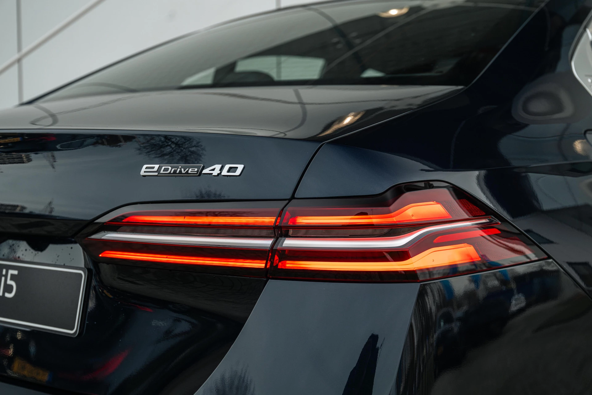 Hoofdafbeelding BMW i5