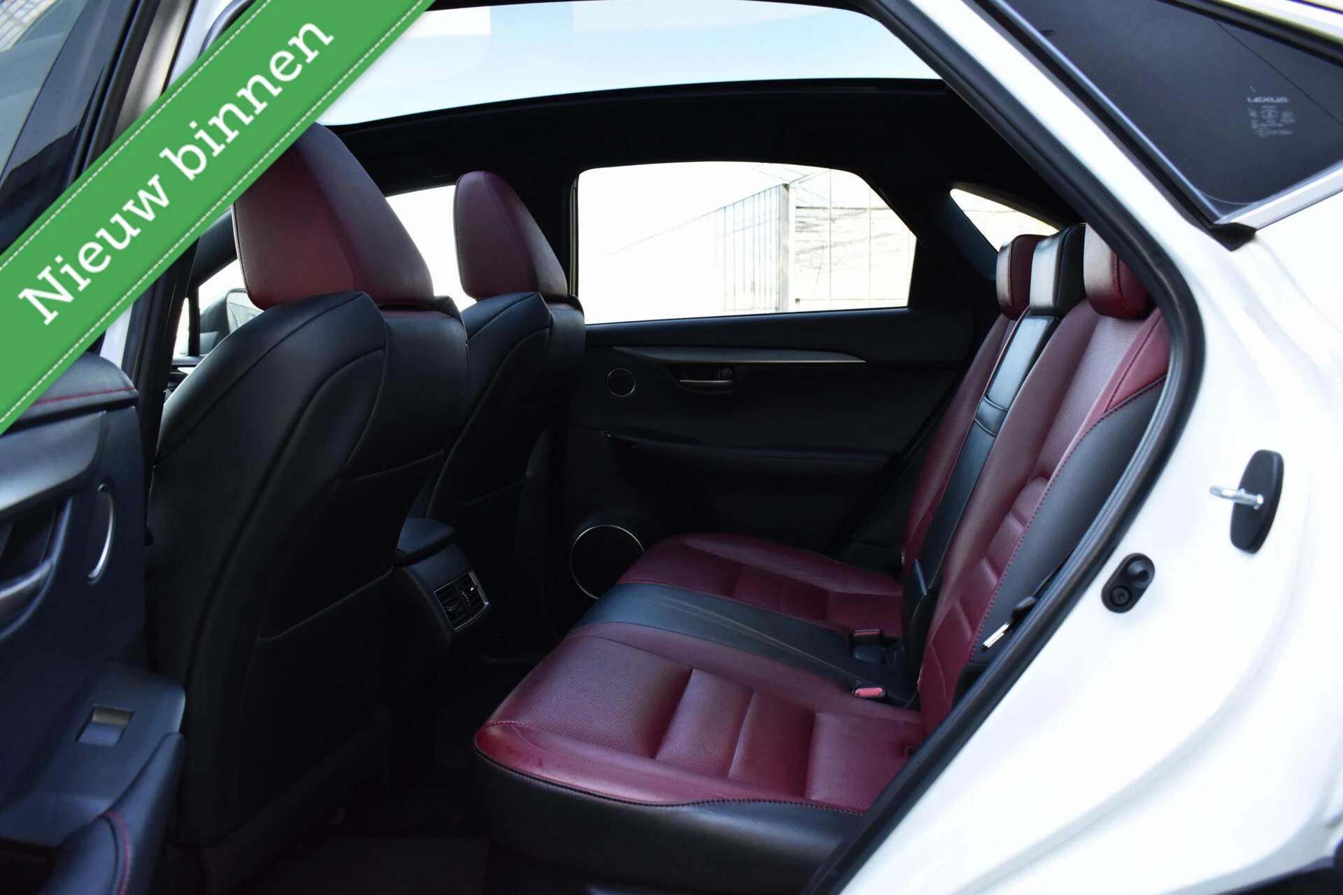 Hoofdafbeelding Lexus NX