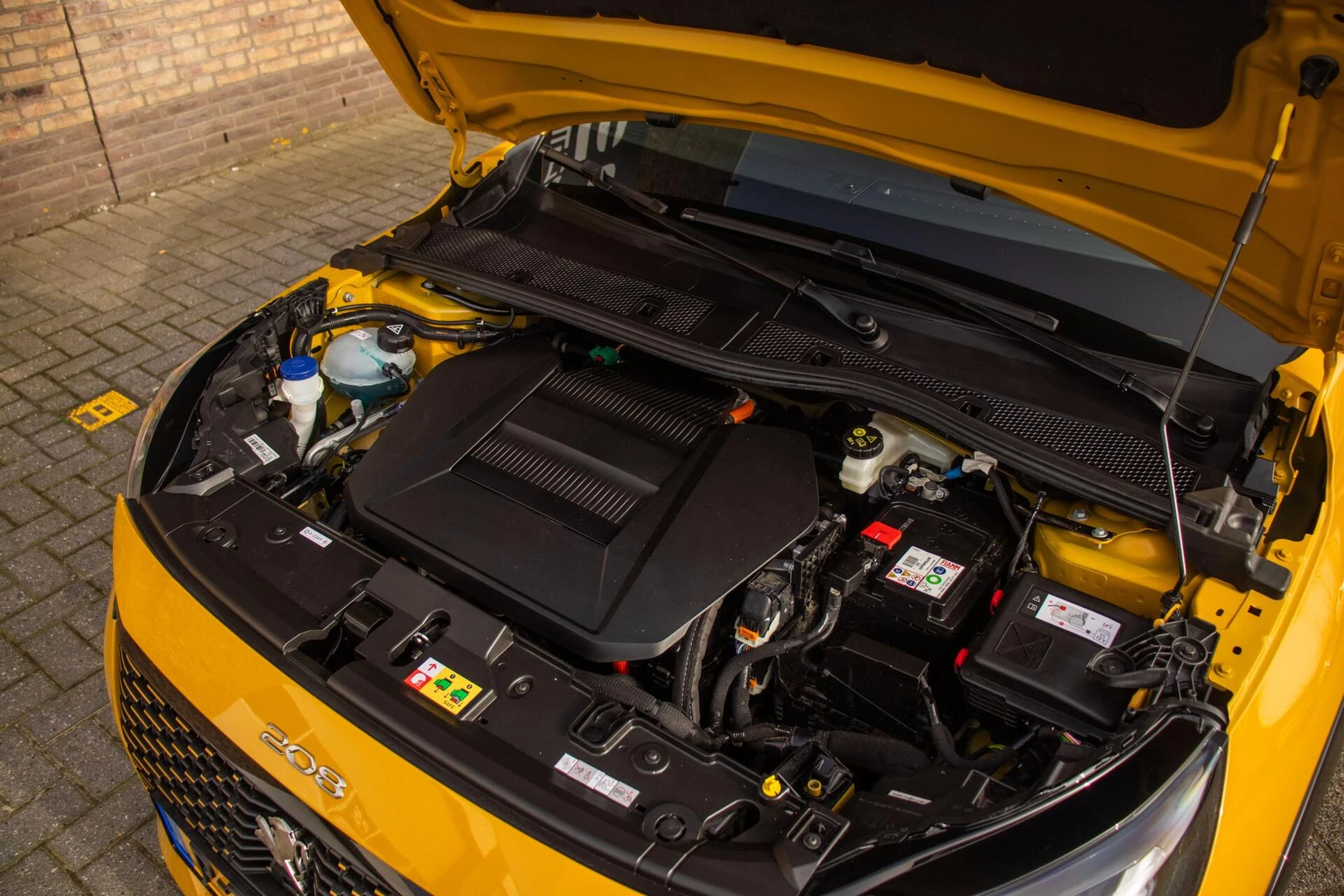 Hoofdafbeelding Peugeot e-208