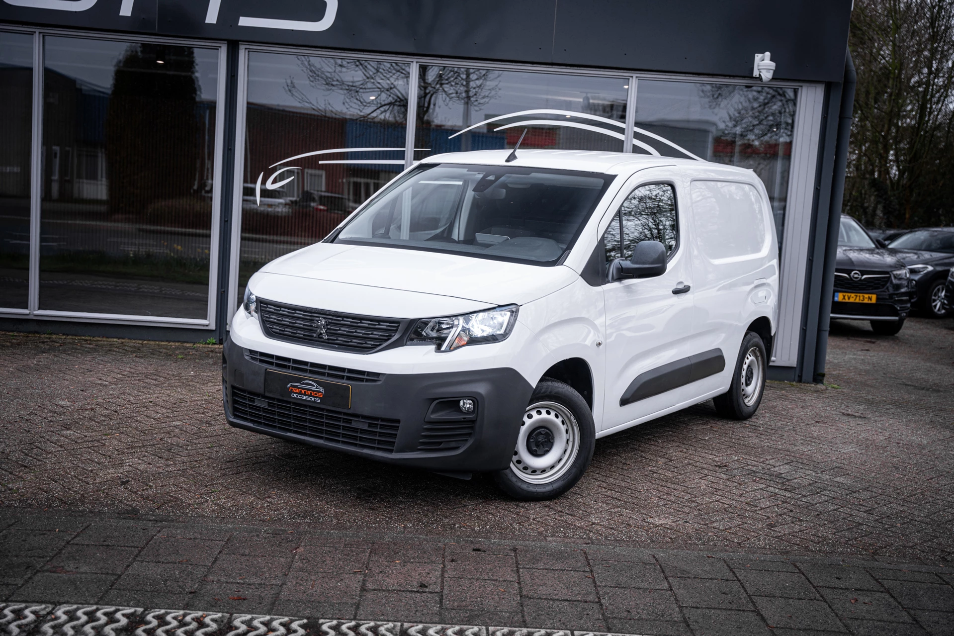 Hoofdafbeelding Peugeot Partner