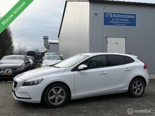 Volvo V40 1.6 T3 Momentum, Navi, Stoelverwarming