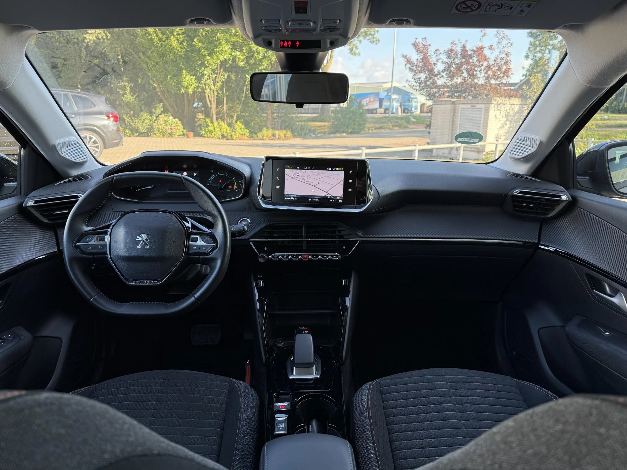 Hoofdafbeelding Peugeot e-208