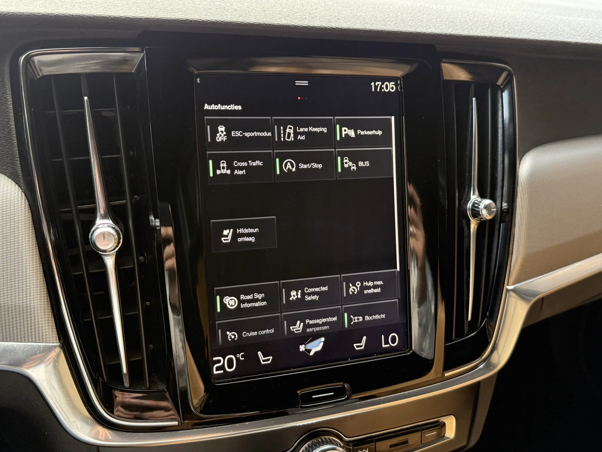 Hoofdafbeelding Volvo V90