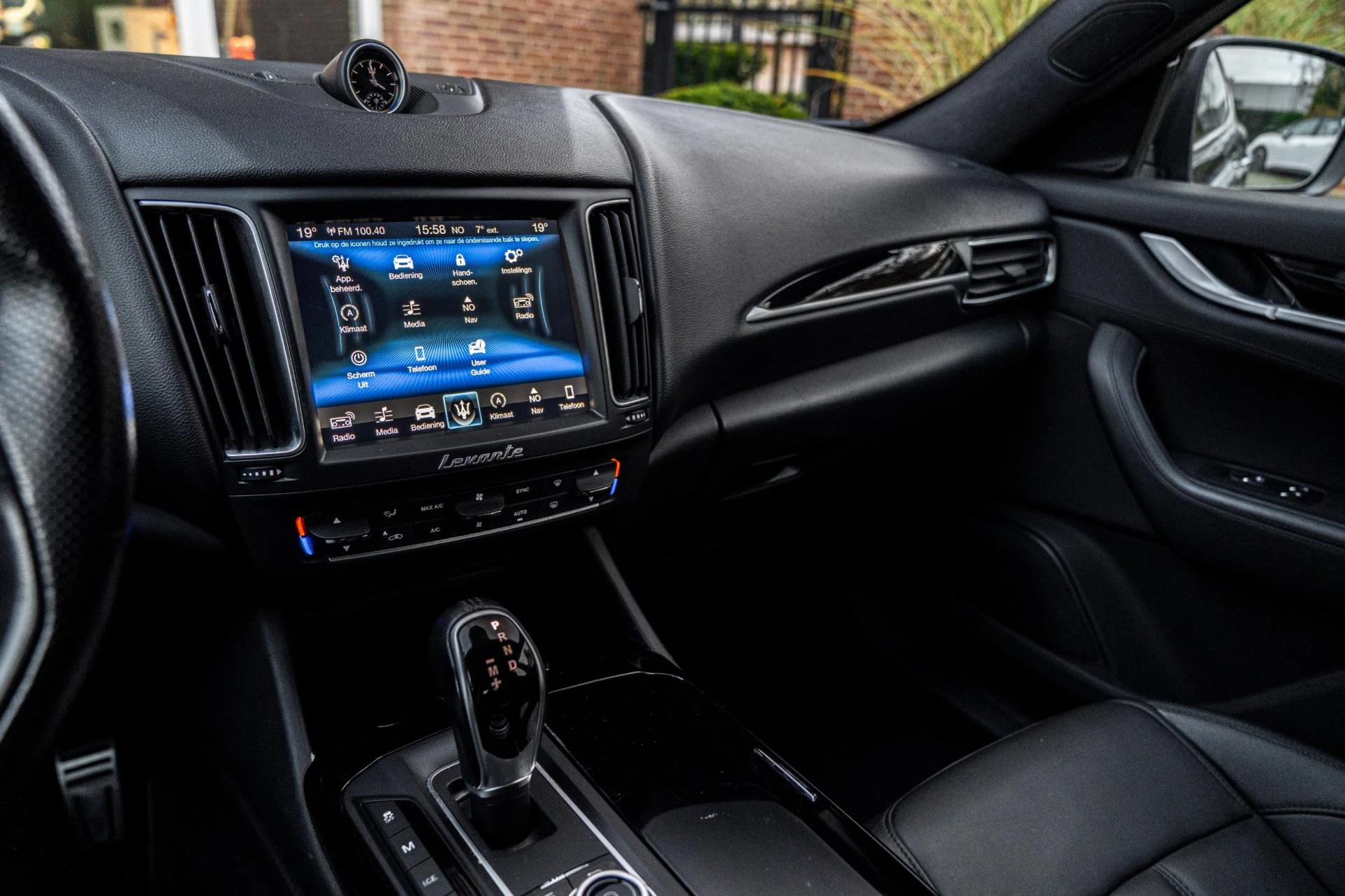 Hoofdafbeelding Maserati Levante