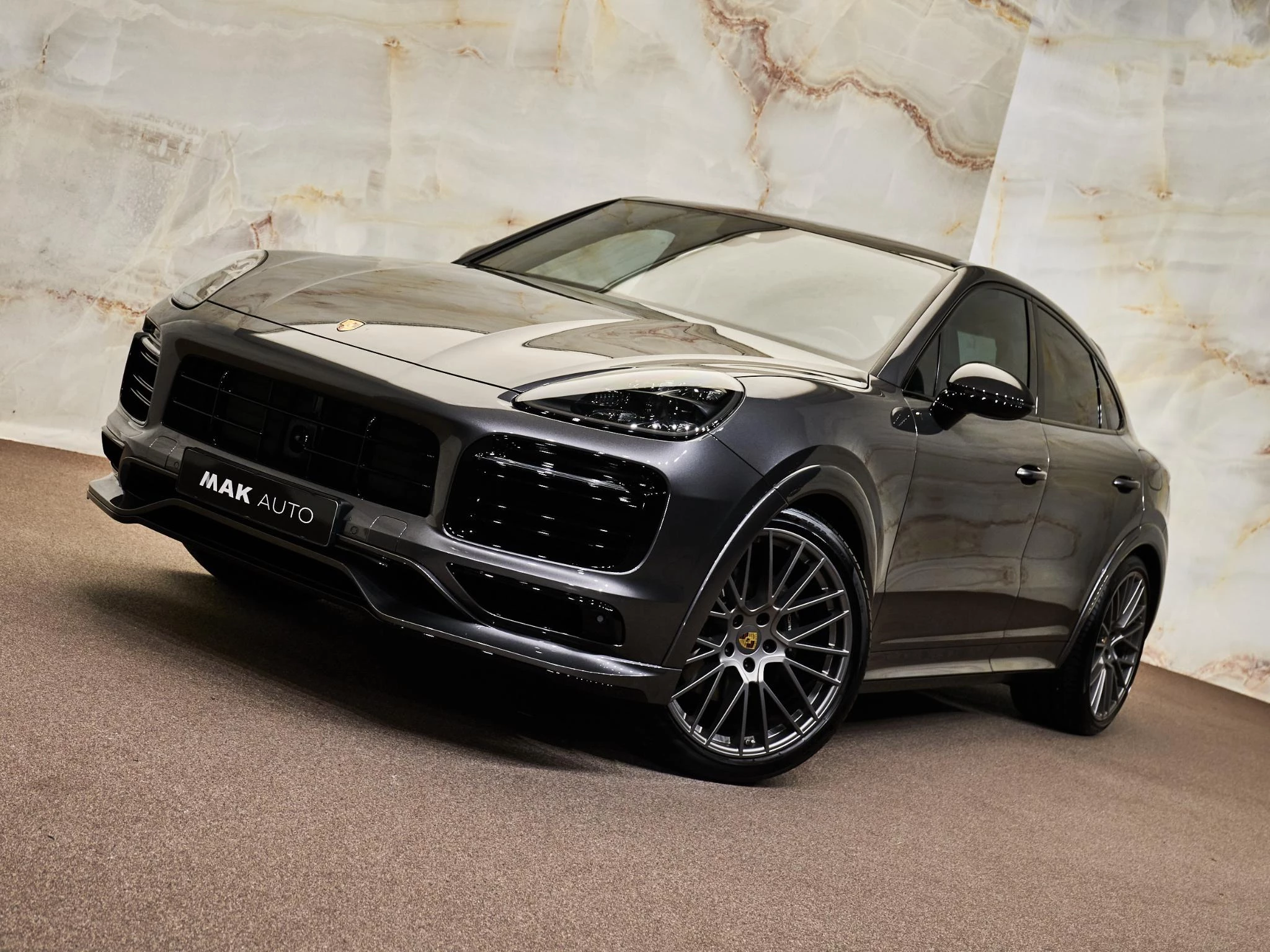 Hoofdafbeelding Porsche Cayenne
