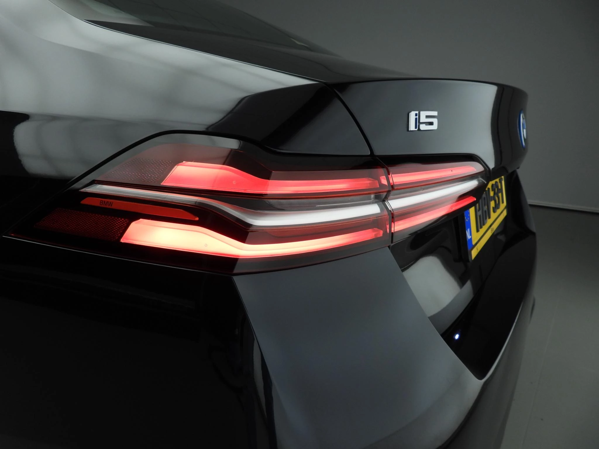 Hoofdafbeelding BMW i5
