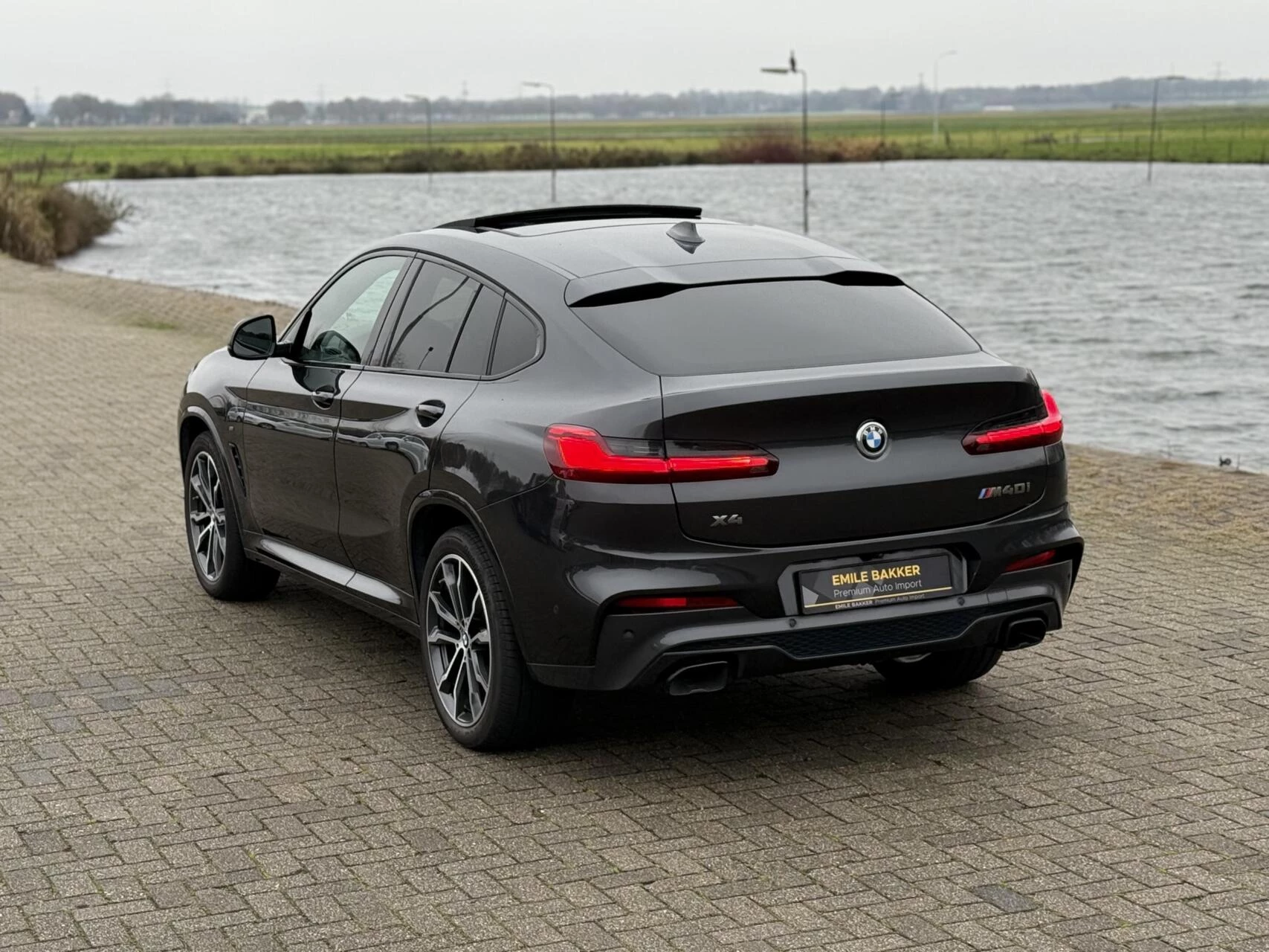 Hoofdafbeelding BMW X4
