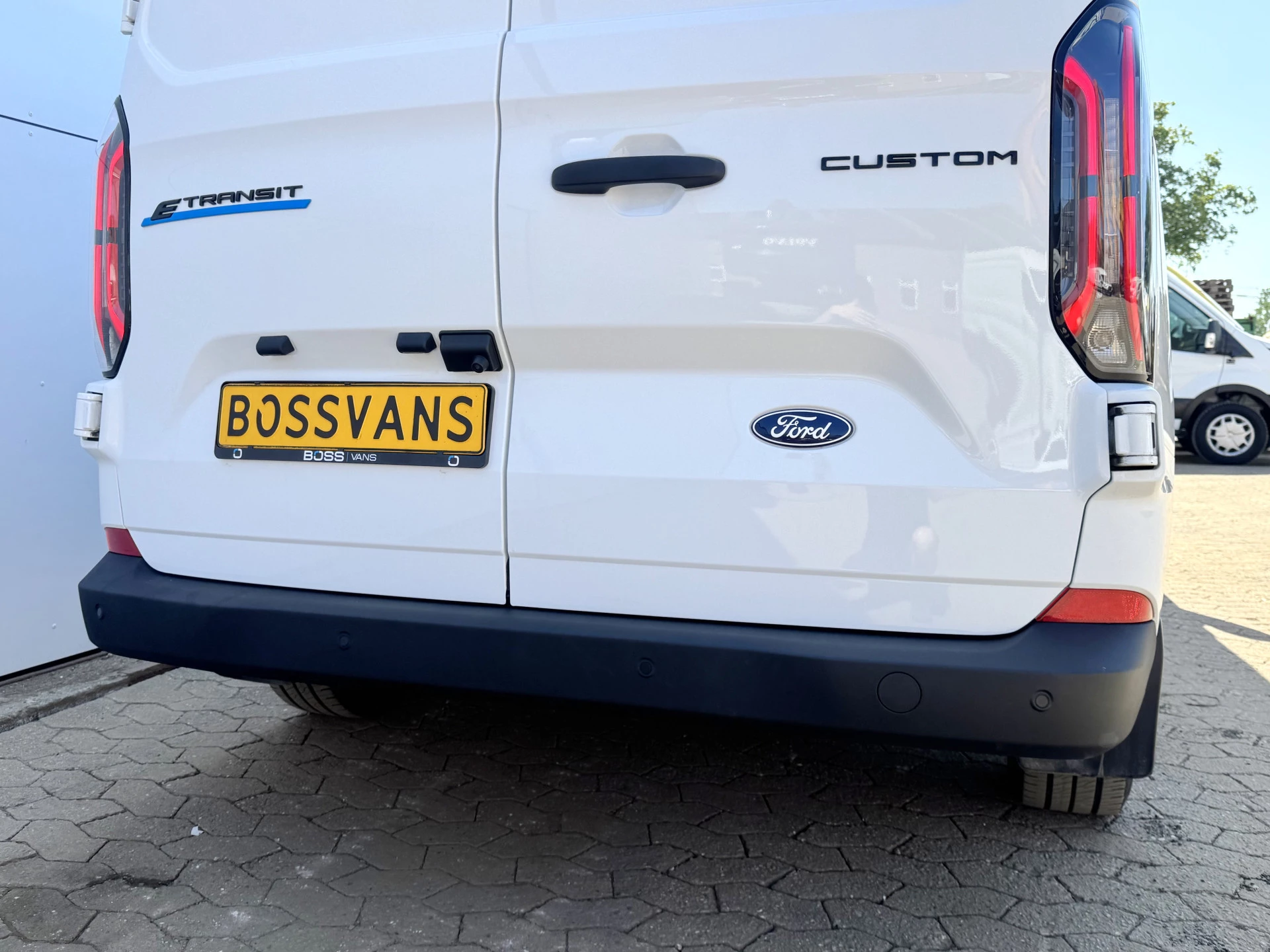 Hoofdafbeelding Ford E-Transit Custom